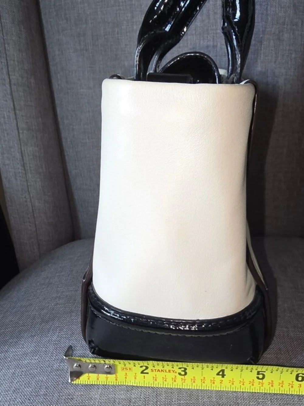 Classic Kate Spade 2-Tone White and Black Bow Tote Circa 2013